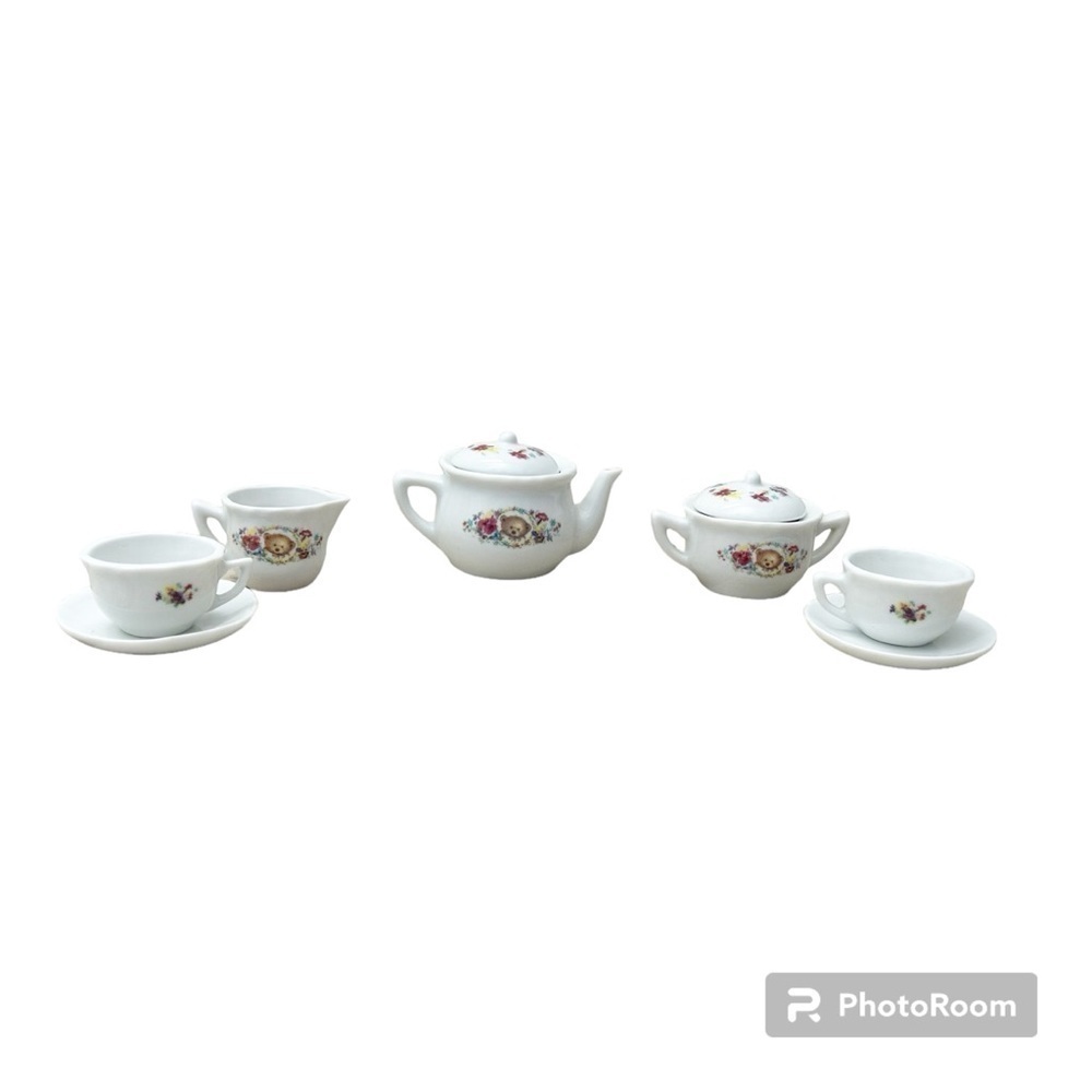 Mary’S Bears miniature tea set Tea Pot Sugar Bowl Creamer 2 cups 2 Saucers